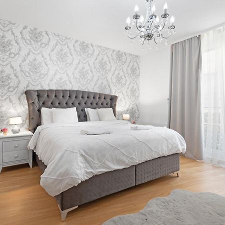 Apartment Puma V Centre Piestan Piestany Bagian luar foto